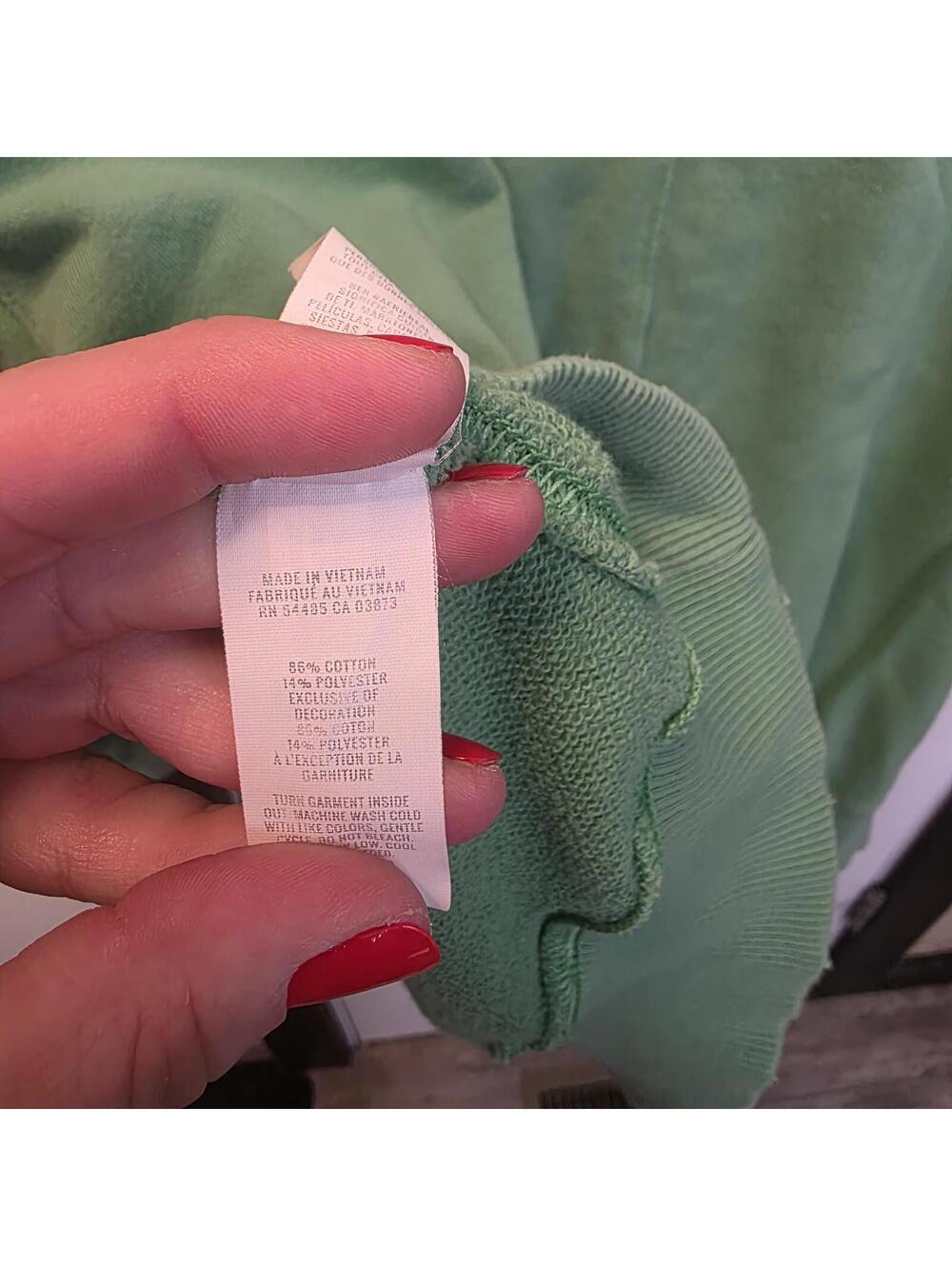 Aerie Oversized Distressed Green Crewneck with Ice Cold Ski Resort Patch- XL - Picture 8 of 8